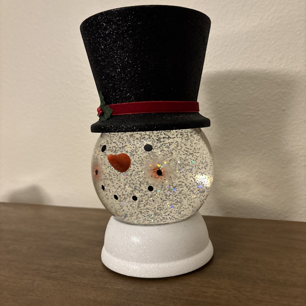Bath & Body Works Snowman Pedestal Candle Holder Light Up Glitter Water Globe - Picture 7 of 8